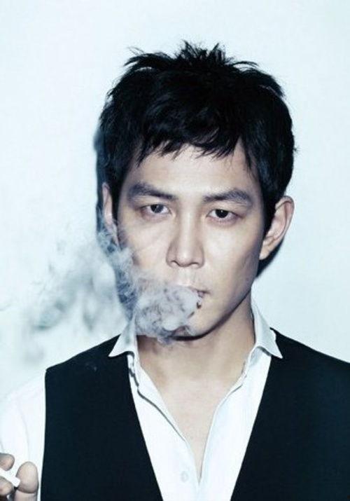 李政宰韩网吃瓜